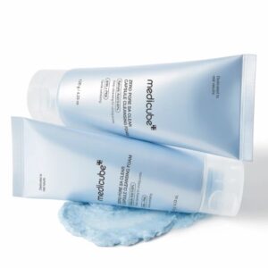 Medicube ZERO PORE CLEARING CAPSULE CLEANSING FOAM 120g (50/Box)